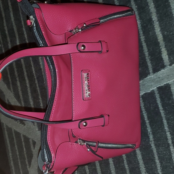 Kenneth Cole reaction purse - Picture 9 of 9
